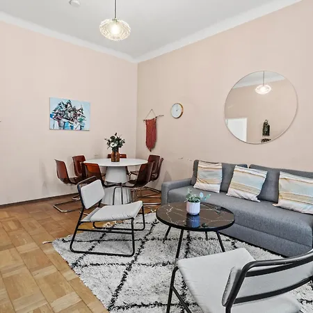 Spacious 2 Bedroom I 2 Minutes To Metro And Train Station Viena Exterior foto