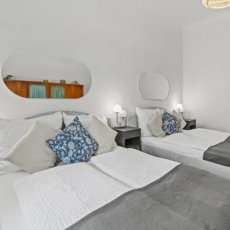 Spacious 2 Bedroom I 2 Minutes To Metro And Train Station Viena Exterior foto