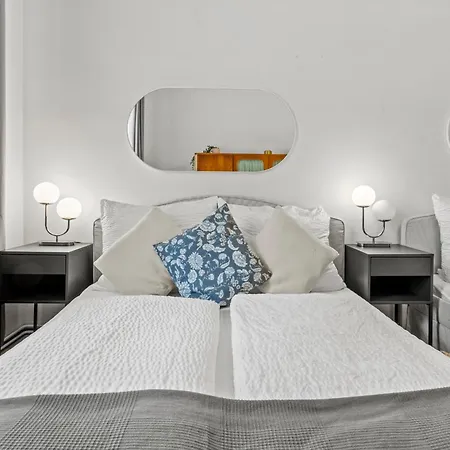Spacious 2 Bedroom I 2 Minutes To Metro And Train Station Viena Exterior foto